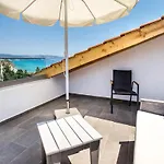 Rodon House ホテル