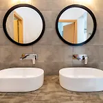 Rodon House ホテル