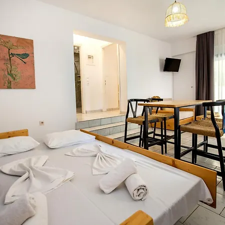 Hotel Rodon House 3*