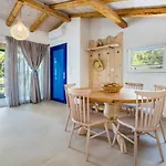 Rodon House 3*