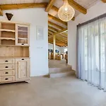 Rodon House فندق 3*
