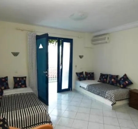 Hotel Rodon House 3*