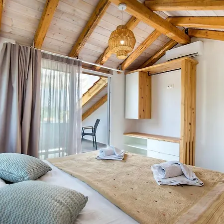 Hotel Rodon House 3*