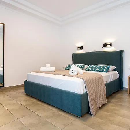 Ξενοδοχείο Rodon House 3*