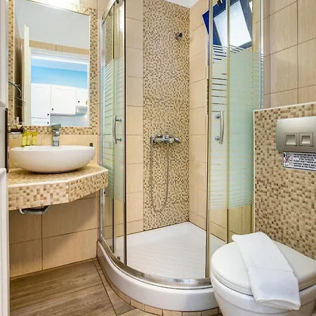 Rodon House 3*