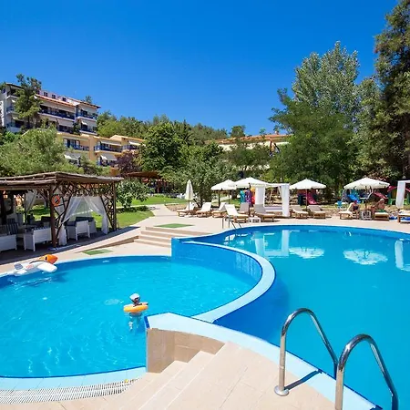 Rodon House Hotell 3*