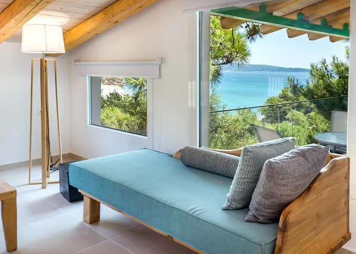 Rodon House מלון