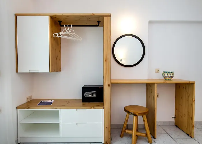 Rodon House מלון