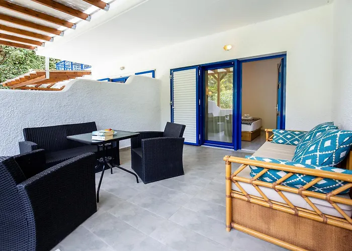 Rodon House 3* לימנריה