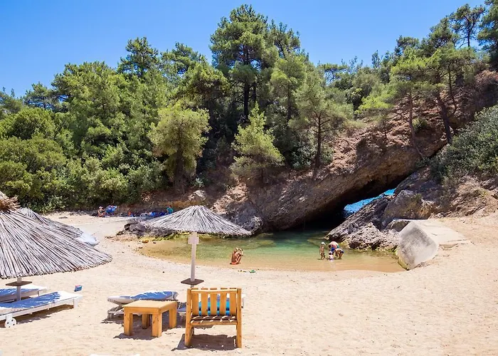 Rodon House מלון לימנריה